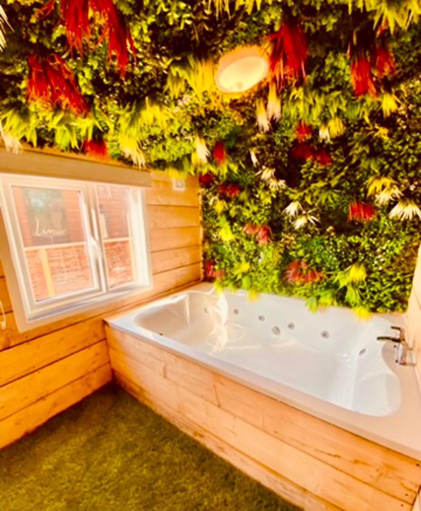 Hideaway By Liv Retreats 3*